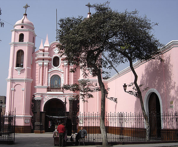 Santuario Nuestra Señora del Carmen! en Lima