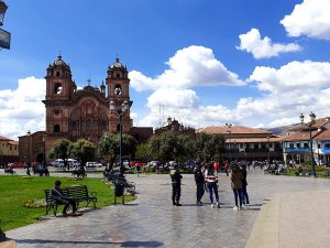 franco segura cusco peru catolico 9