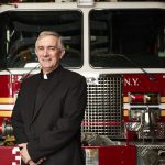 SACERDOTE BOMBERO TORRES GEMEALS