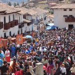 procesion peru catolico